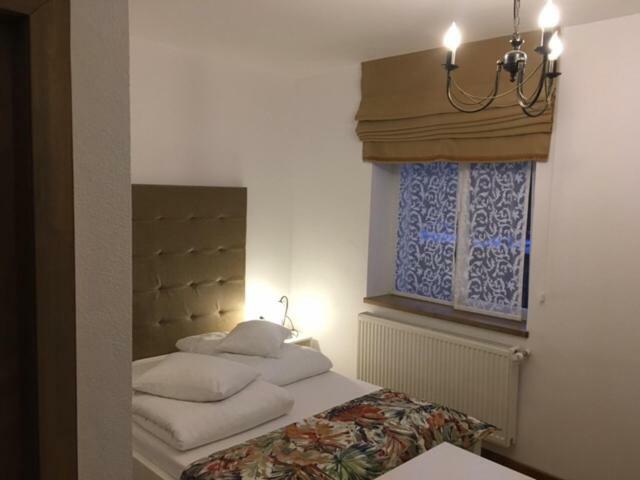 Casa Karola Haz Bed and Breakfast BaileTusnad Exteriör bild