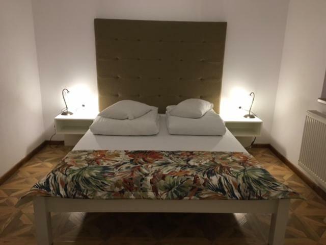 Casa Karola Haz Bed and Breakfast BaileTusnad Rum bild